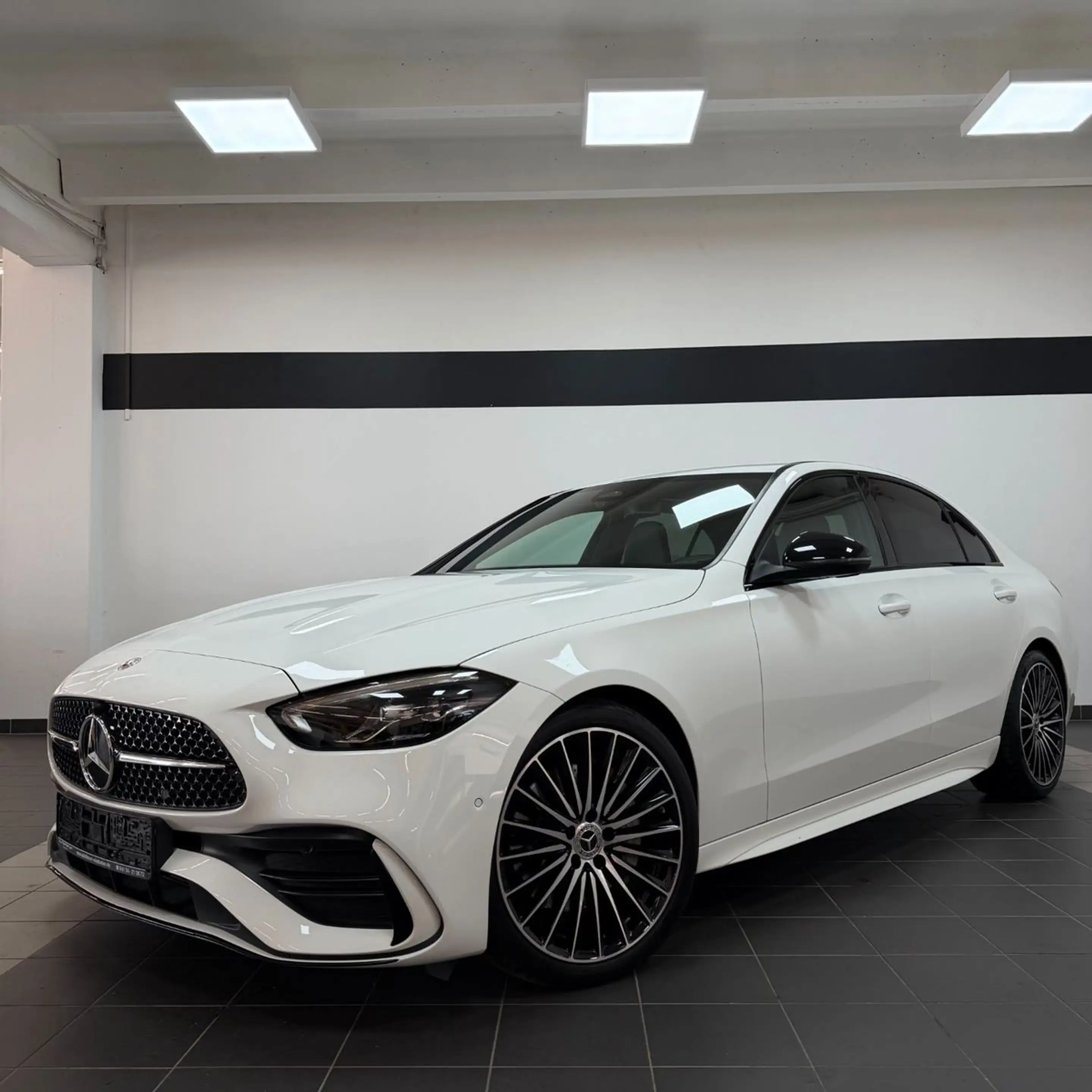 Mercedes-Benz C 300 C Limousine C 300 d Edition AMG Line — photo 2