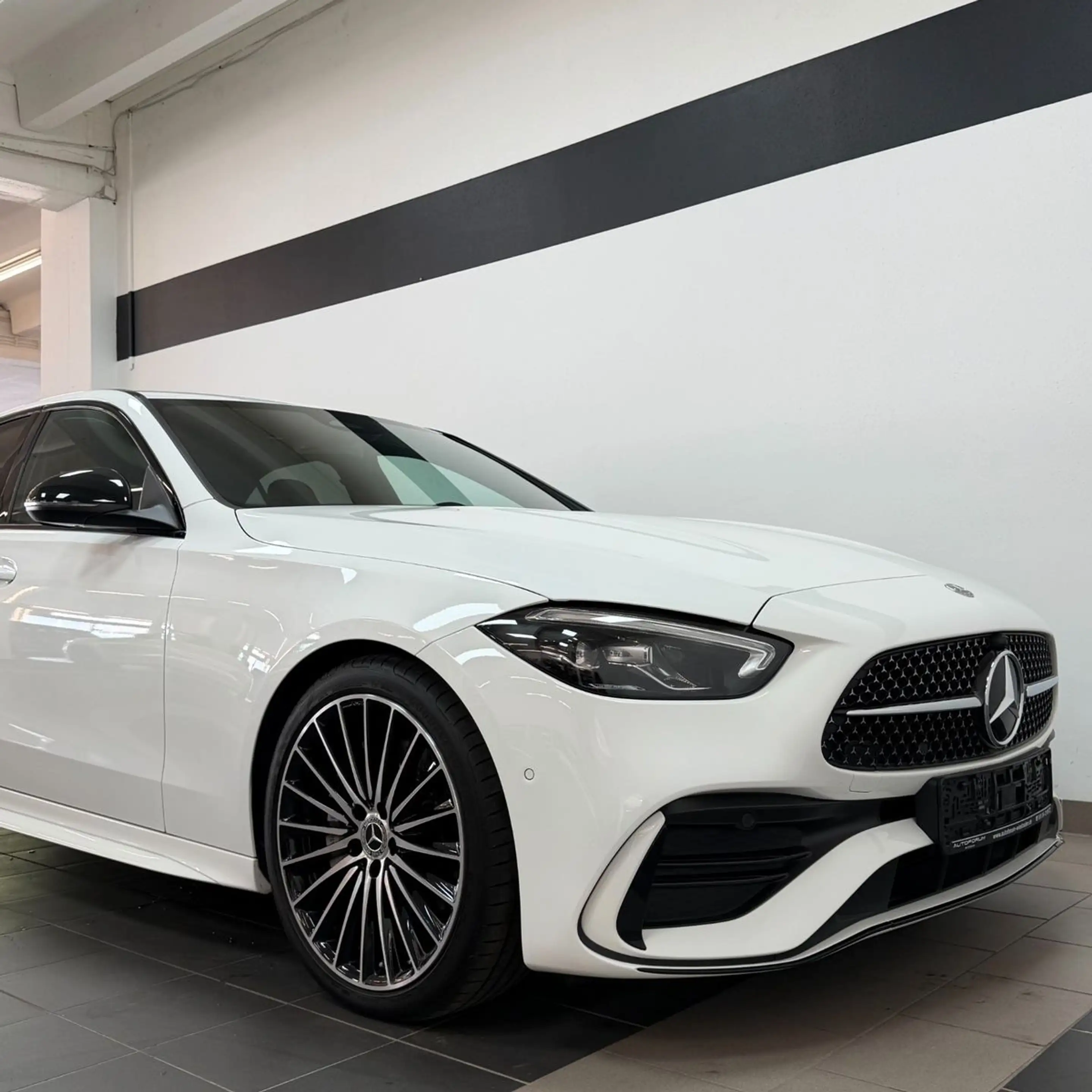 Mercedes-Benz C 300 C Limousine C 300 d Edition AMG Line — photo 8