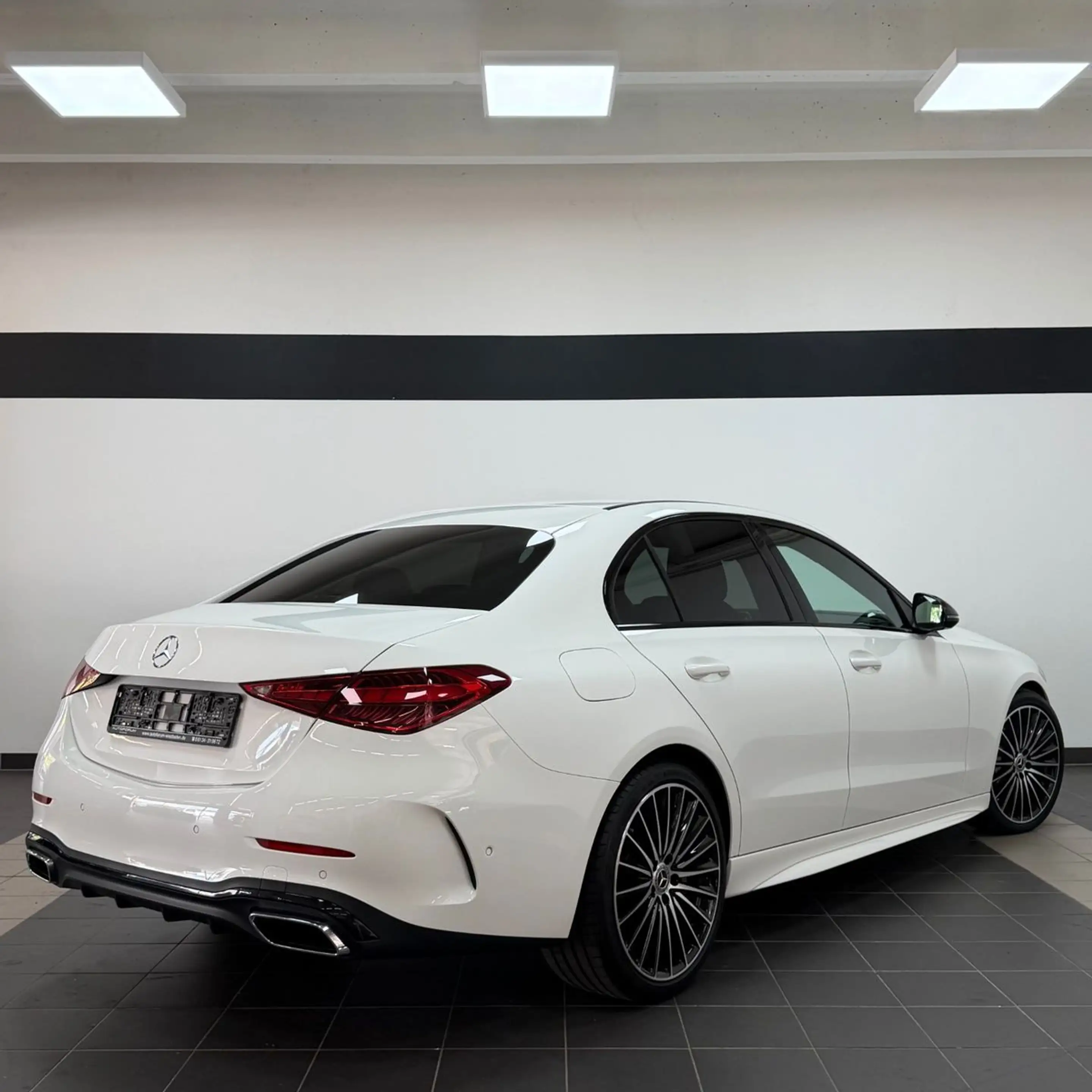 Mercedes-Benz C 300 C Limousine C 300 d Edition AMG Line — photo 6