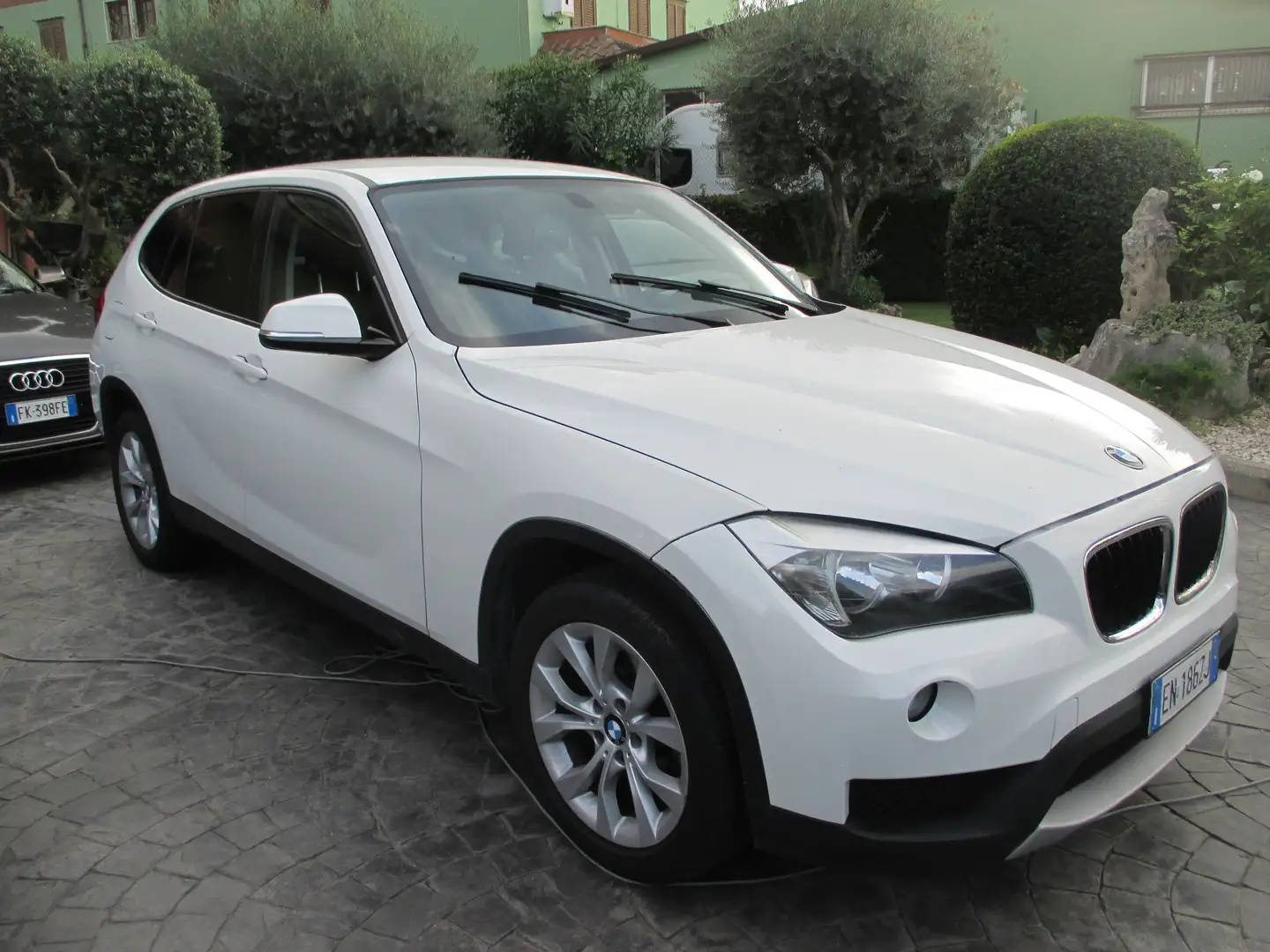 BMW X1 X1 E84 sdrive18d xLine - 1