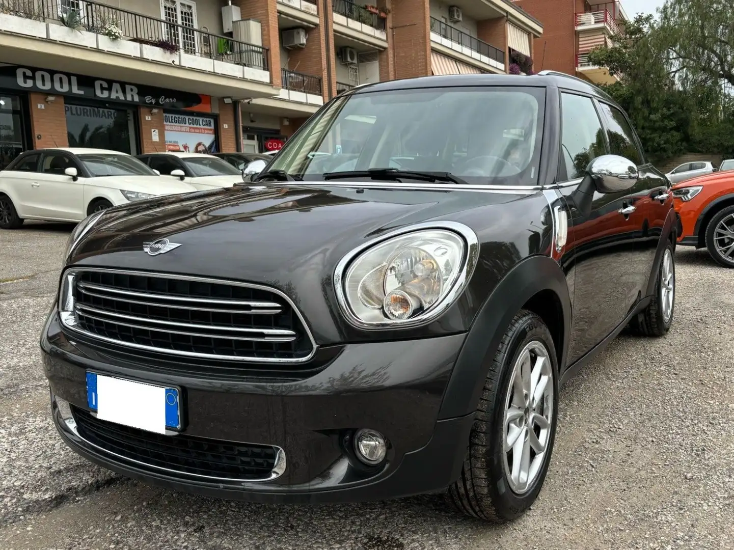 MINI Cooper D Countryman Mini Countryman 2.0 Cooper D auto E6 Grijs - 1