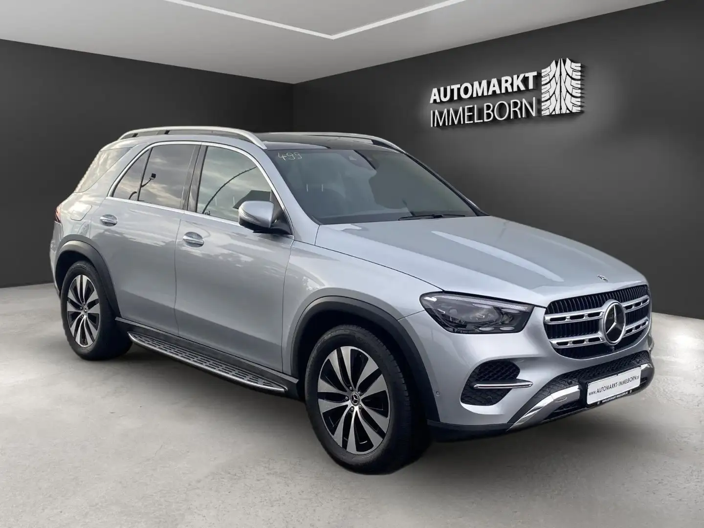 Mercedes-Benz GLE 450 d AMG 20*Pano*HUD*AHK*360°*STHZG*Burmest Stříbrná - 1
