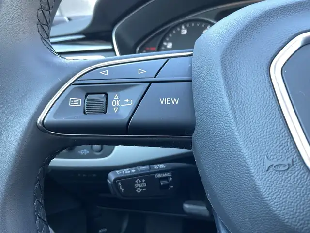Audi A4 view 14