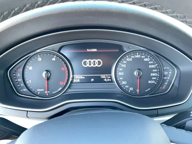 Audi A4 view 12