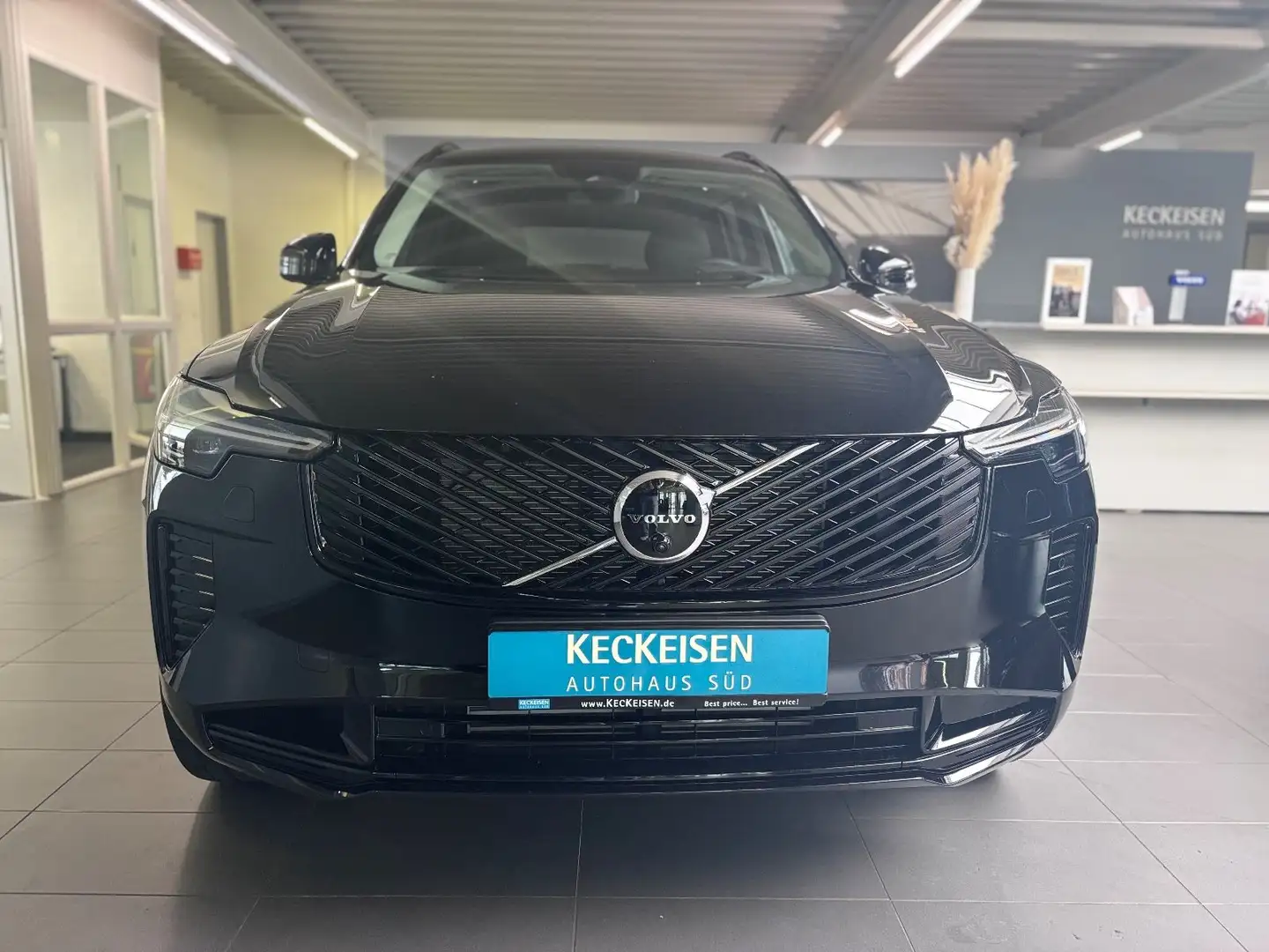 Volvo XC90 T8 AWD Plug-In Hybrid ULTRA Dark Bowers Schwarz - 2