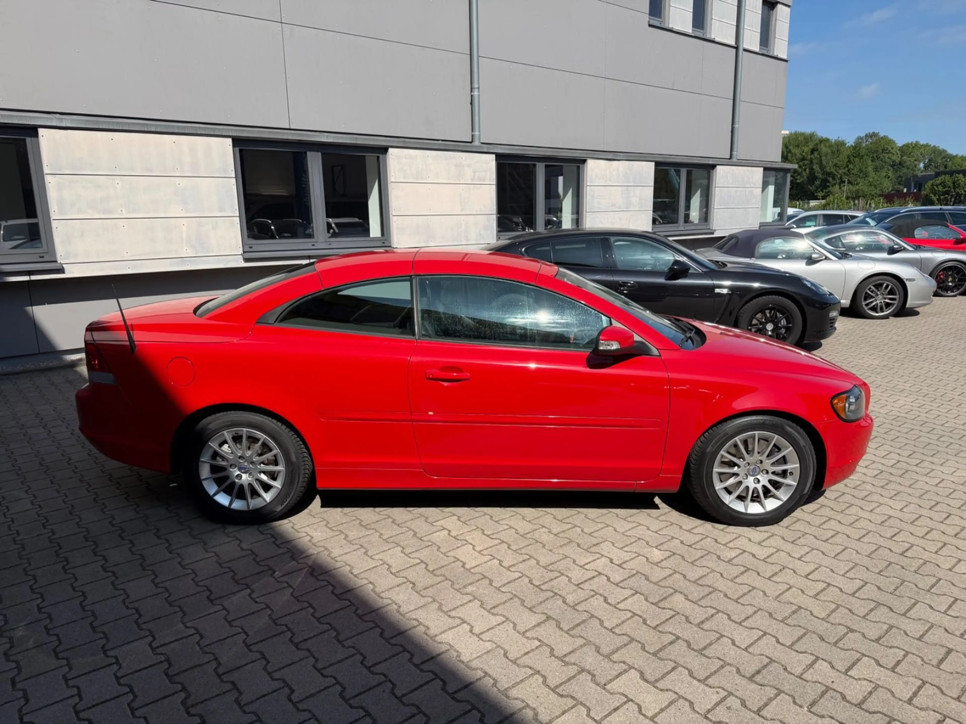 Volvo C70 Cabriolet 2.0 D Kinetic/LEDER/6 GANG/TEMPOMA — photo 7