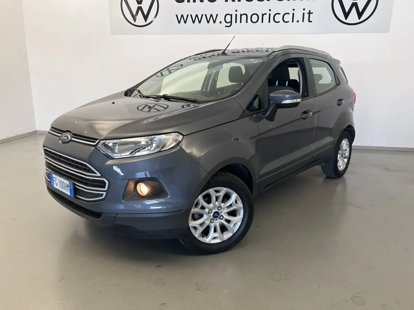 Ford EcoSport 1.5 TDCi 95 CV Plus Gris - 2