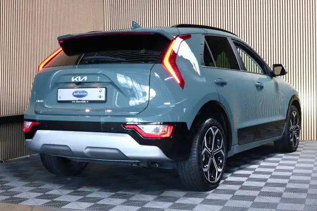 Kia Niro view 3