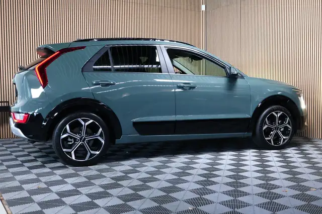 Kia Niro view 6