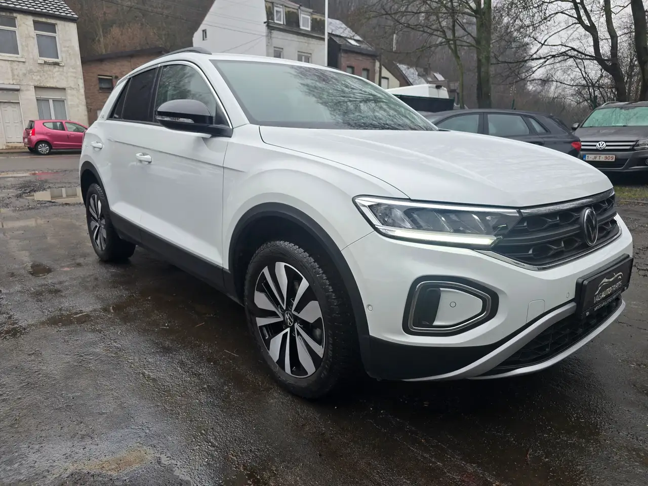 Volkswagen T-Roc 1.0 TSI GOAL*LED*NAVI*CARPLAY*ACC 8