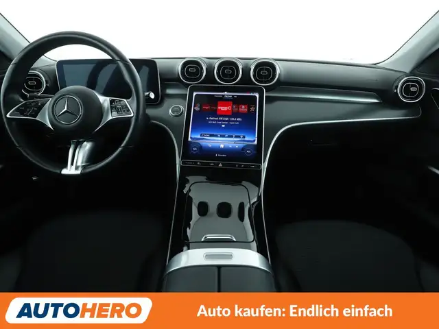Mercedes-Benz C-Class view 12