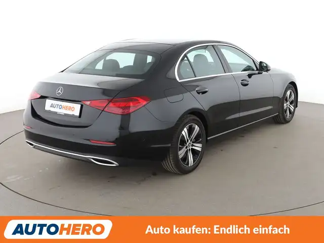 Mercedes-Benz C-Class view 6