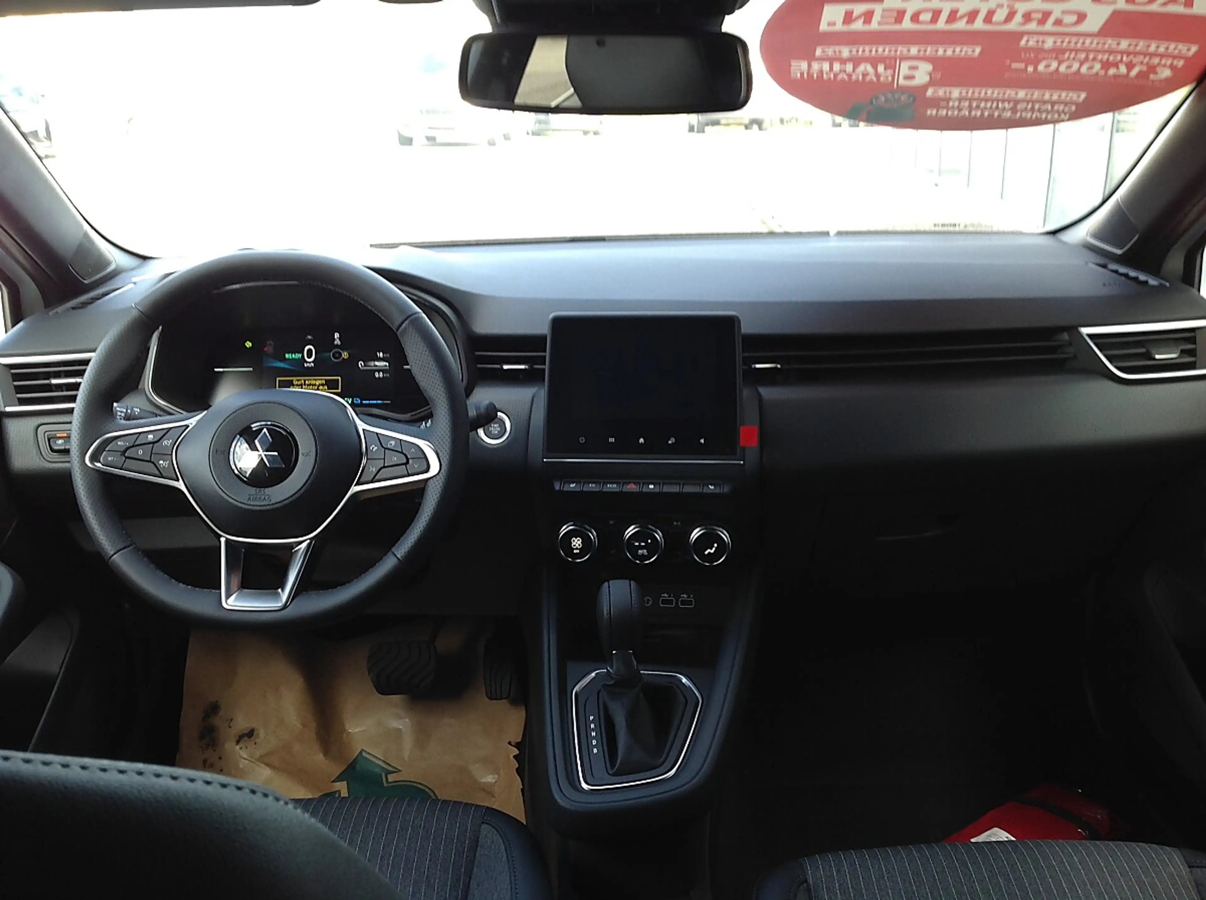 Mitsubishi Colt 1,6 HEV Intense — photo 14