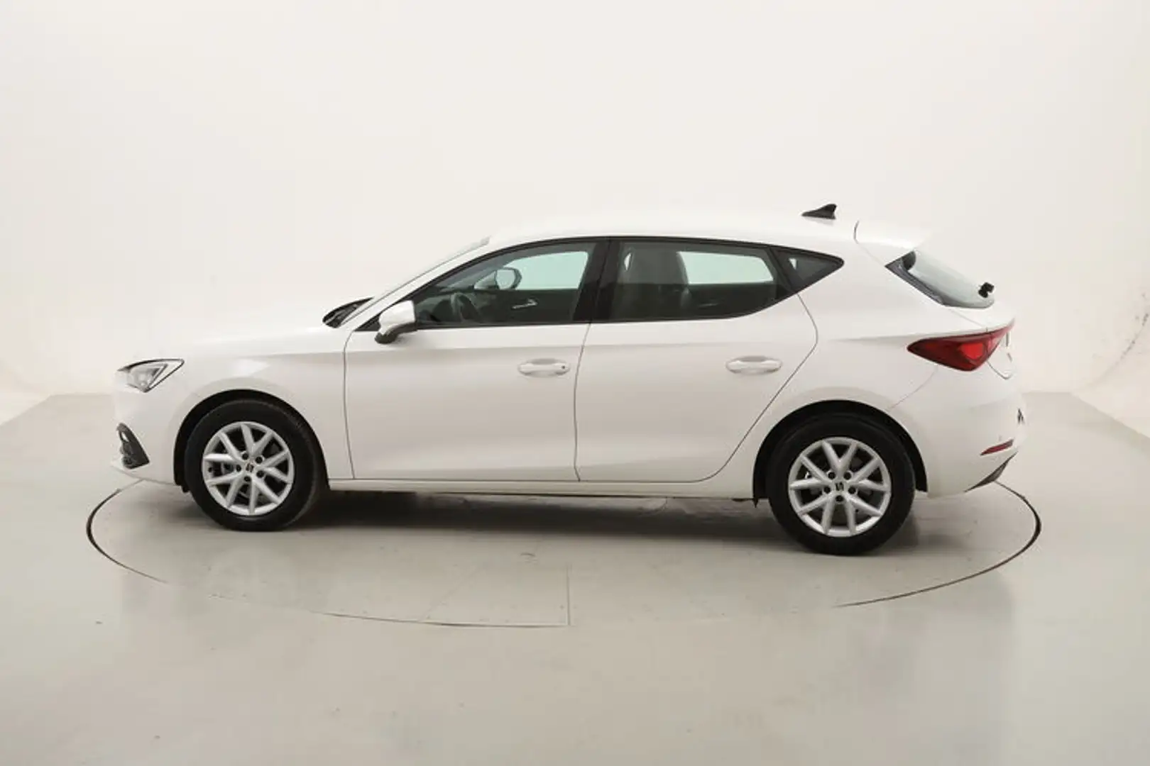 SEAT Leon Style DSG 2.0 Diesel 150CV Bianco - 2