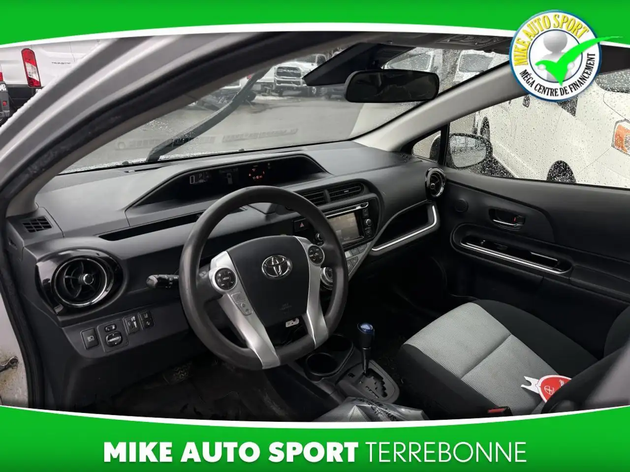 Toyota Prius c fotografie Toyota Prius c