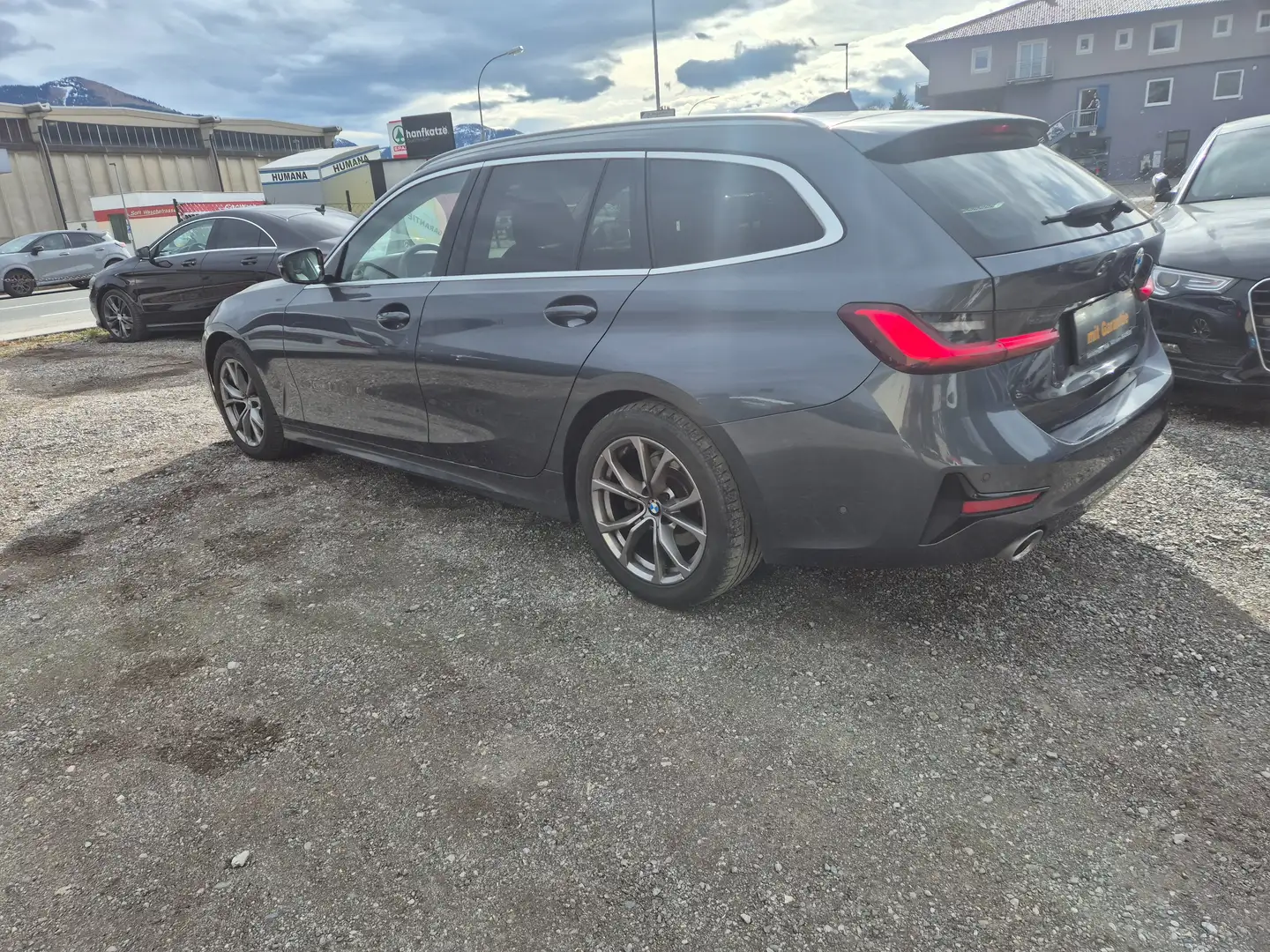 BMW 320 320 d xDrive Sport Line Aut. Grau - 2