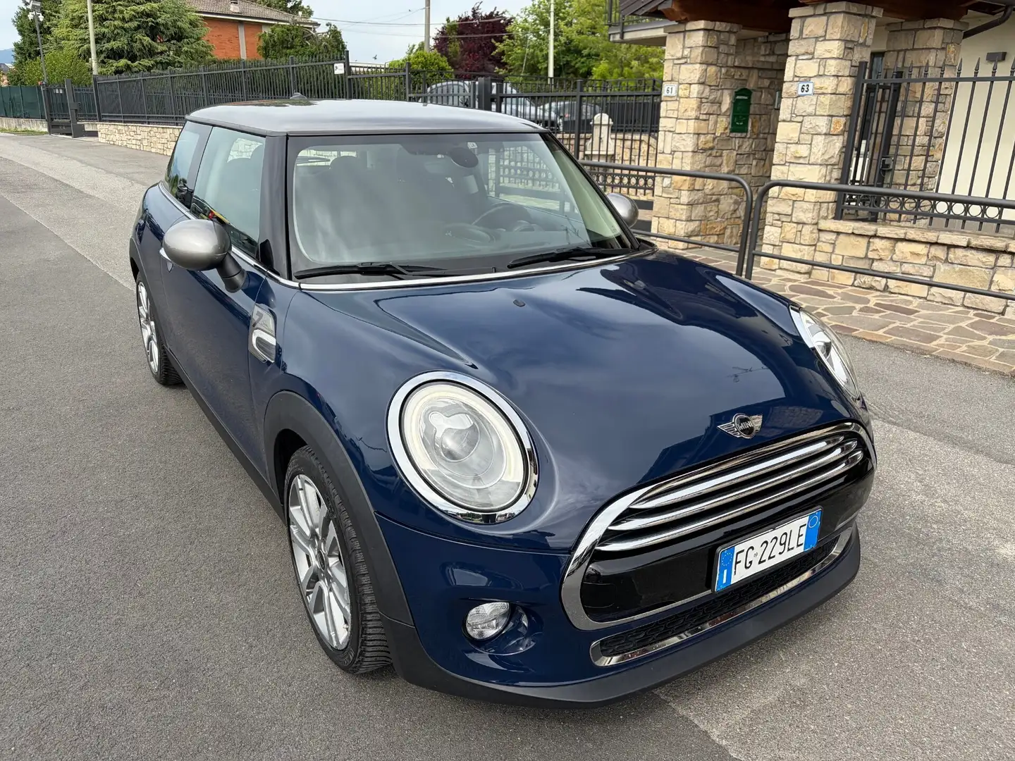 MINI Cooper D Coupe Mini Cooper D Seven Blau - 2