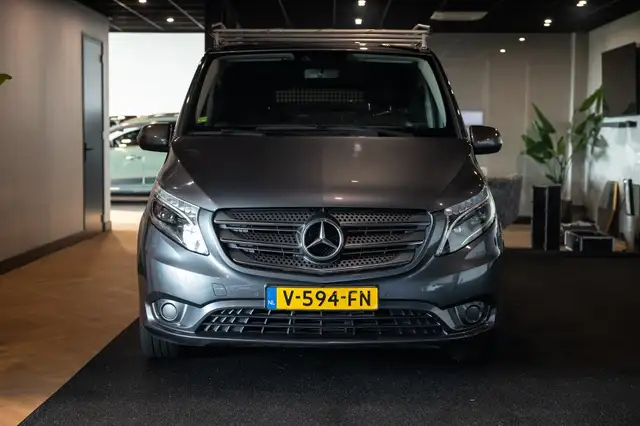 Mercedes-Benz Vito view 10