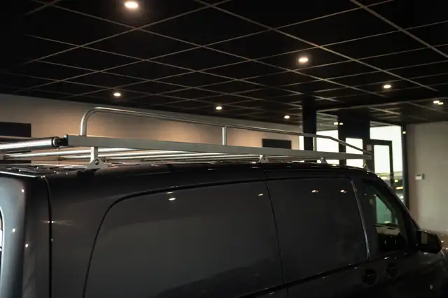 Mercedes-Benz Vito view 13