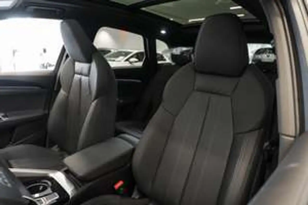 Audi Q5 снимка Audi Q5