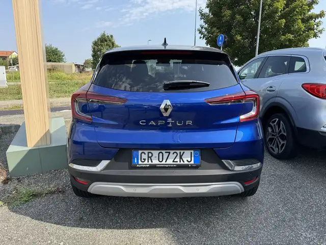 Renault Captur view 4