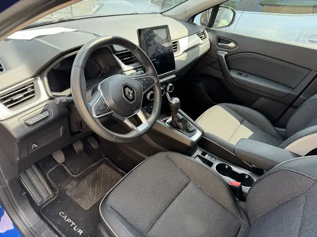 Renault Captur view 13