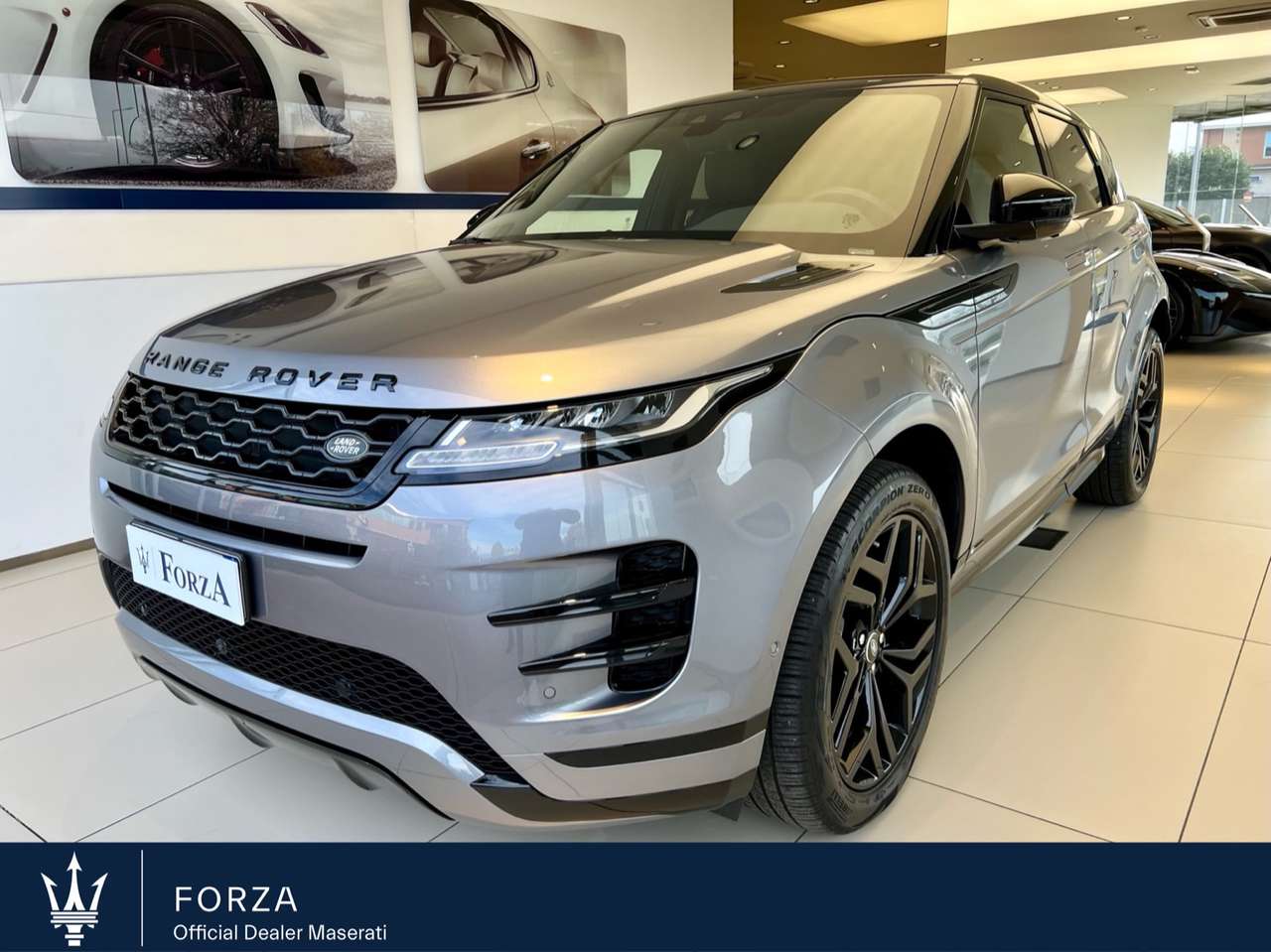 Land Rover Range Rover Evoque 2.0d i4 mhev R-Dynamic S awd 240 cv , Iva esposta