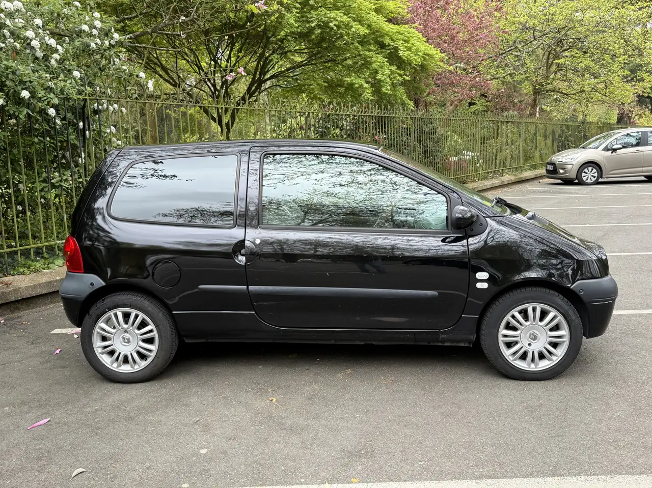 Renault Twingo 1.2 16v Initiale