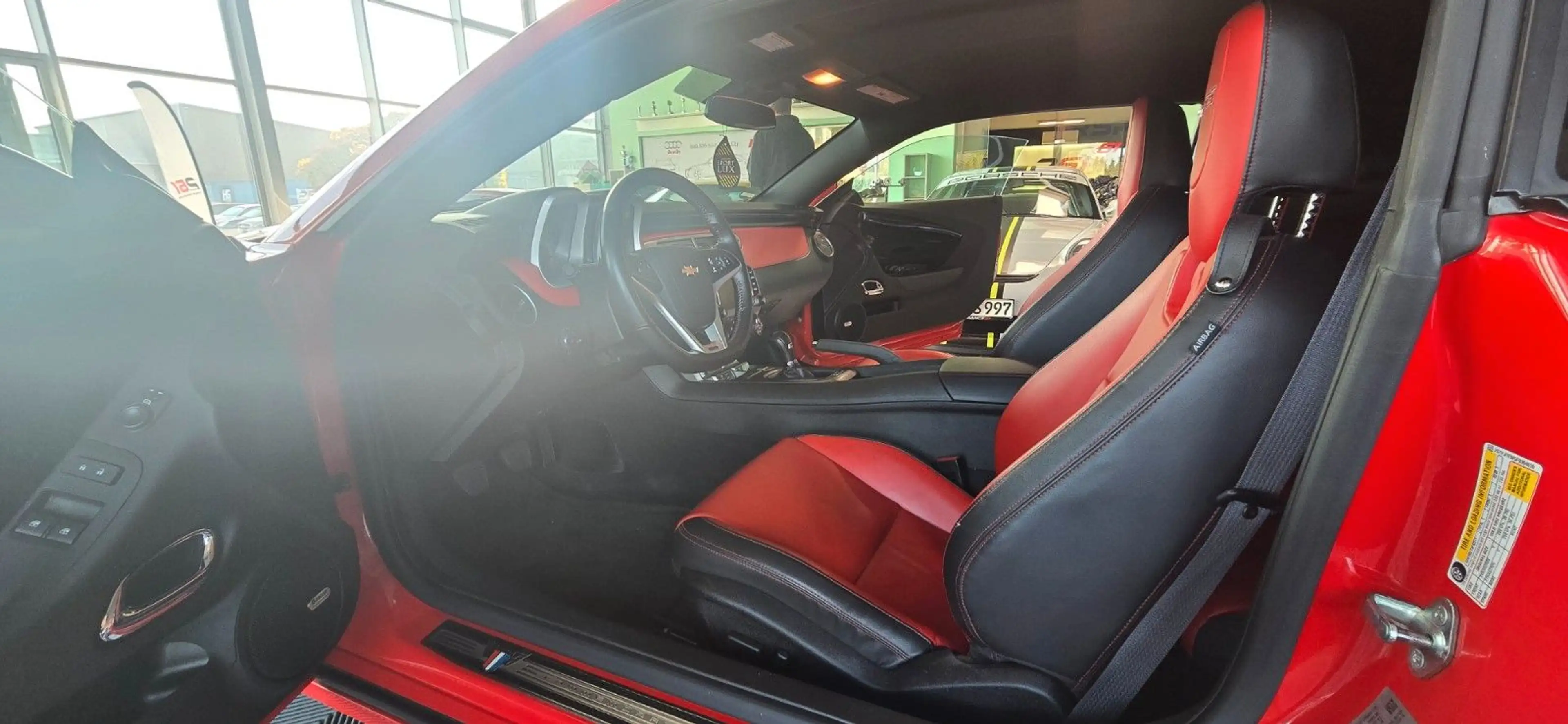Chevrolet Camaro SS — photo 5