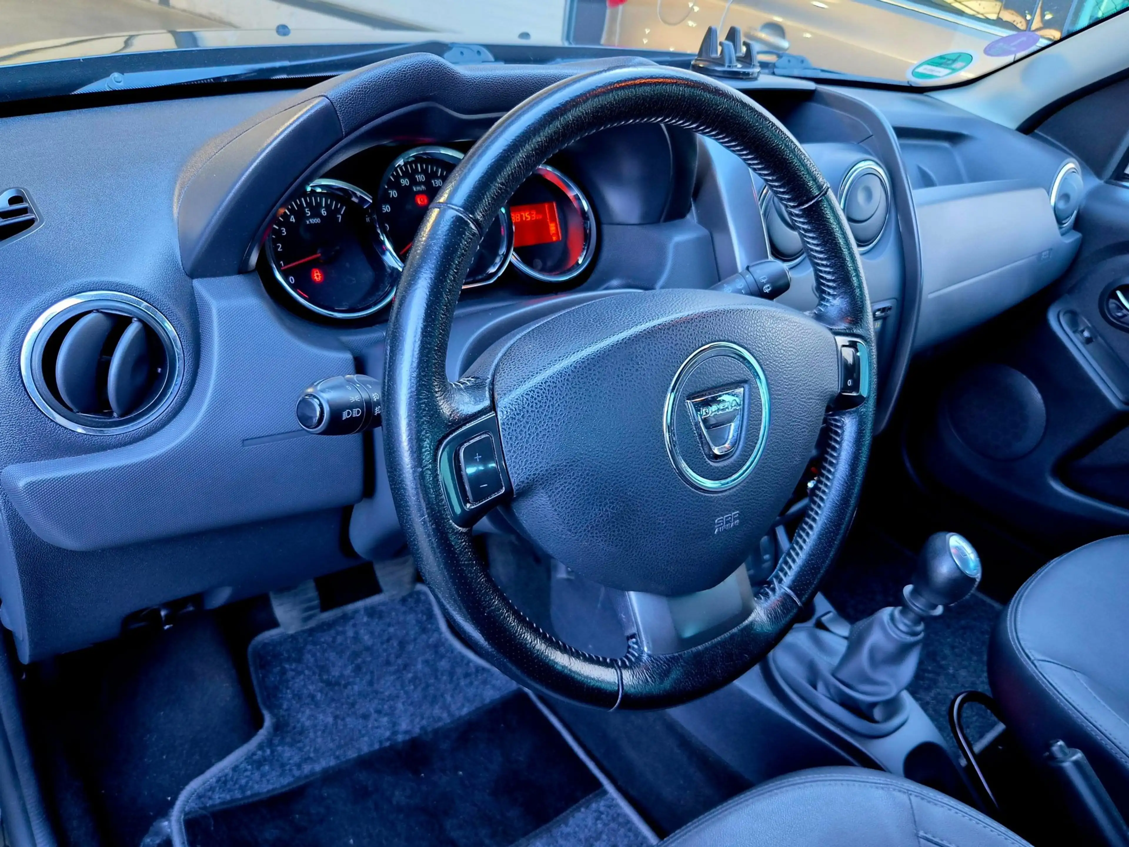 Dacia Duster 1.2 TCe 125PK 4x2 Prestige + NAP|OH historie|Trekh — photo 22