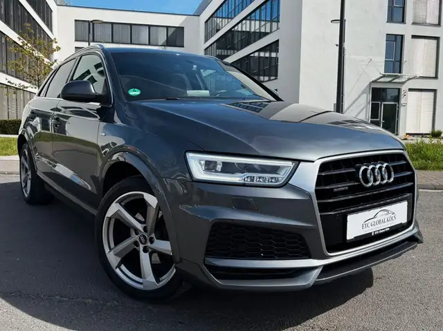 Audi Q3 view 2
