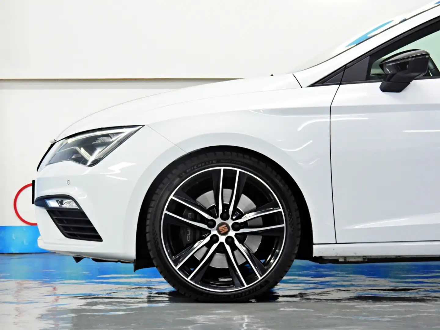 SEAT Leon ST 2.0 TSI S&S Cupra DSG7 290 Blanc - 2