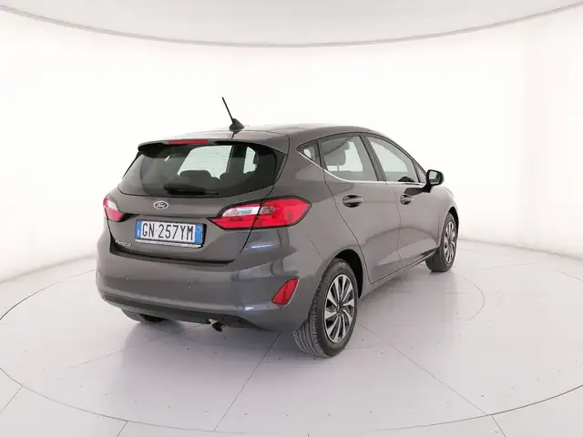 Ford Fiesta view 2