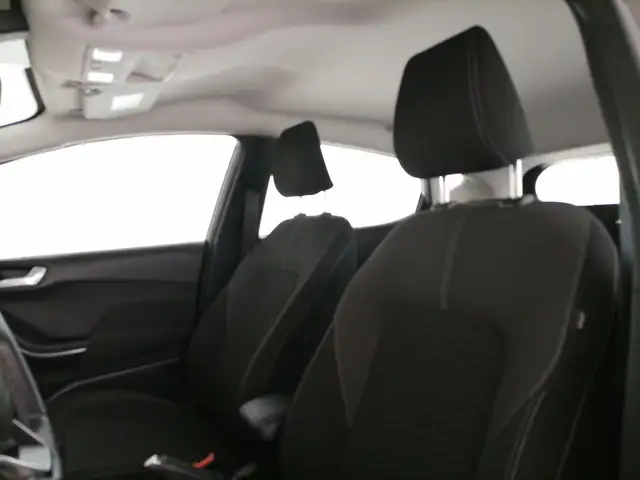 Ford Fiesta view 12