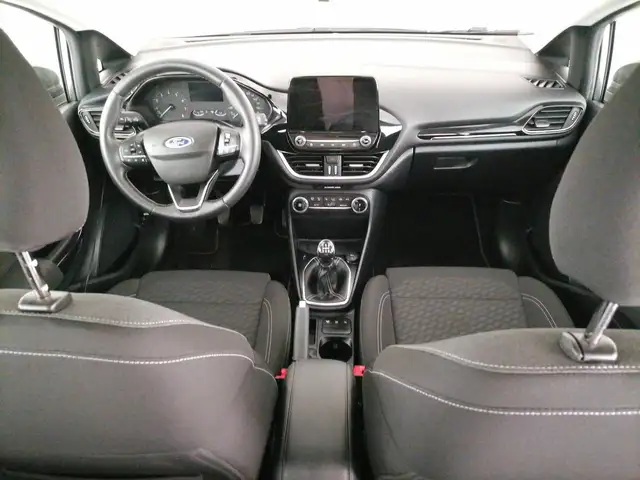 Ford Fiesta view 9