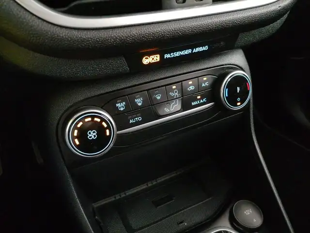 Ford Fiesta view 14