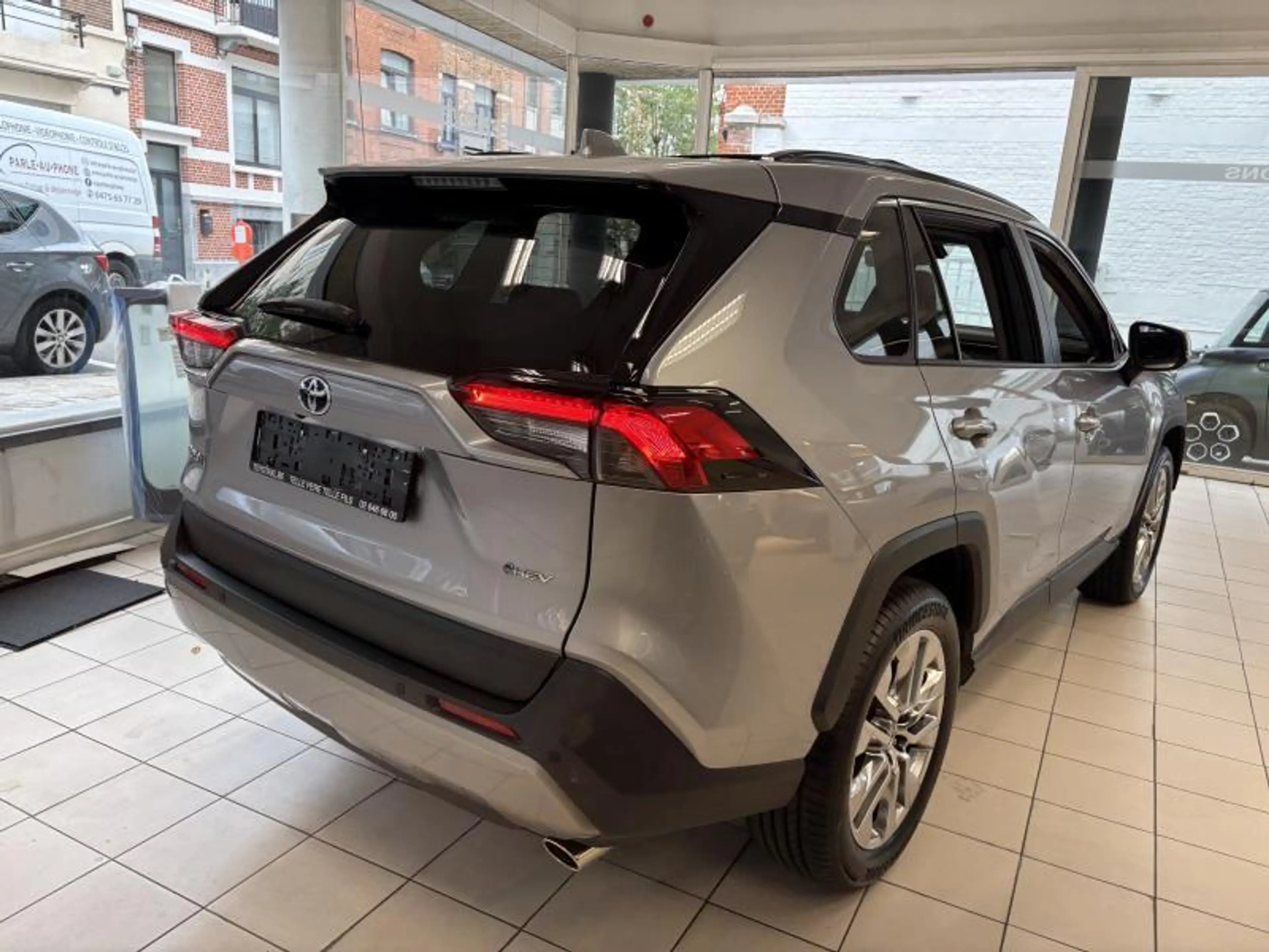 Toyota RAV 4 PREMIUM PLUS AWD — photo 7