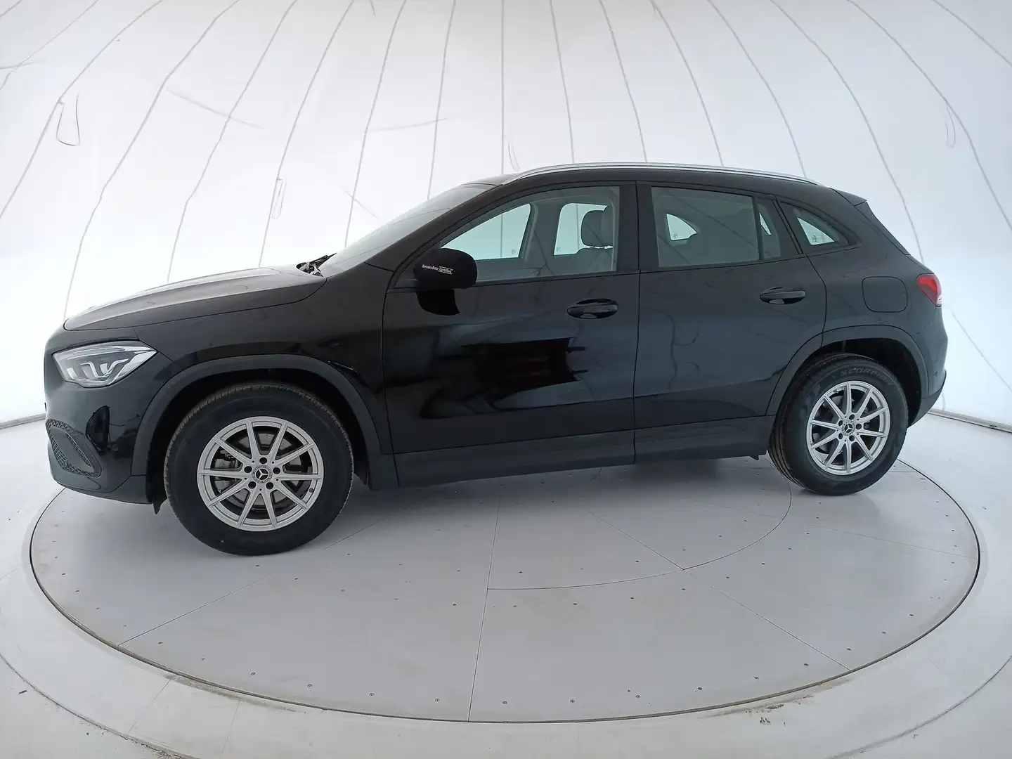 Mercedes-Benz GLA 200 GLA-H247 2020 200 d Business Extra auto Nero - 2