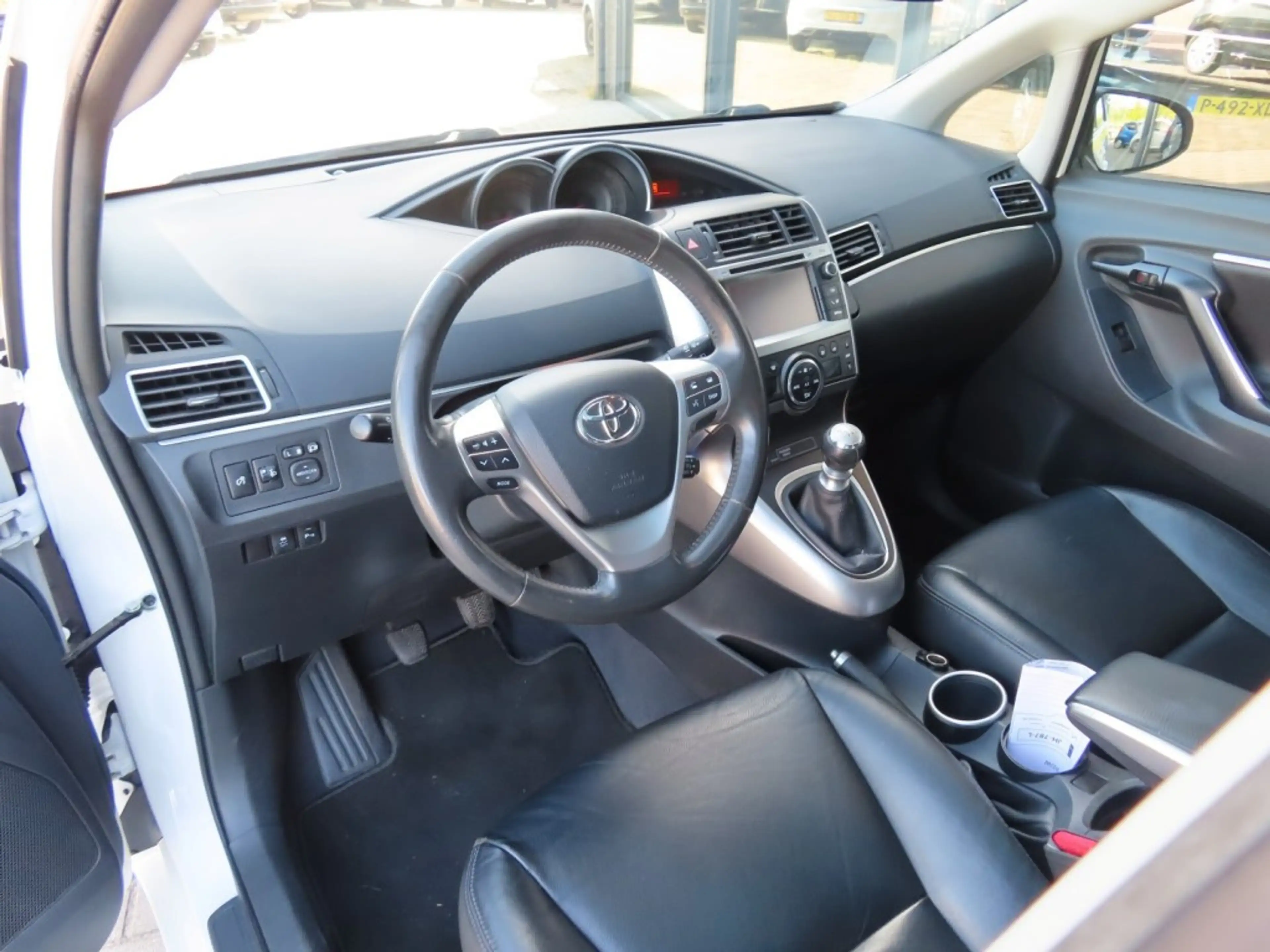 Toyota Verso 1.6 VVT-i Business Ecc Navi Leder Pano Trekhaak 20 — photo 12