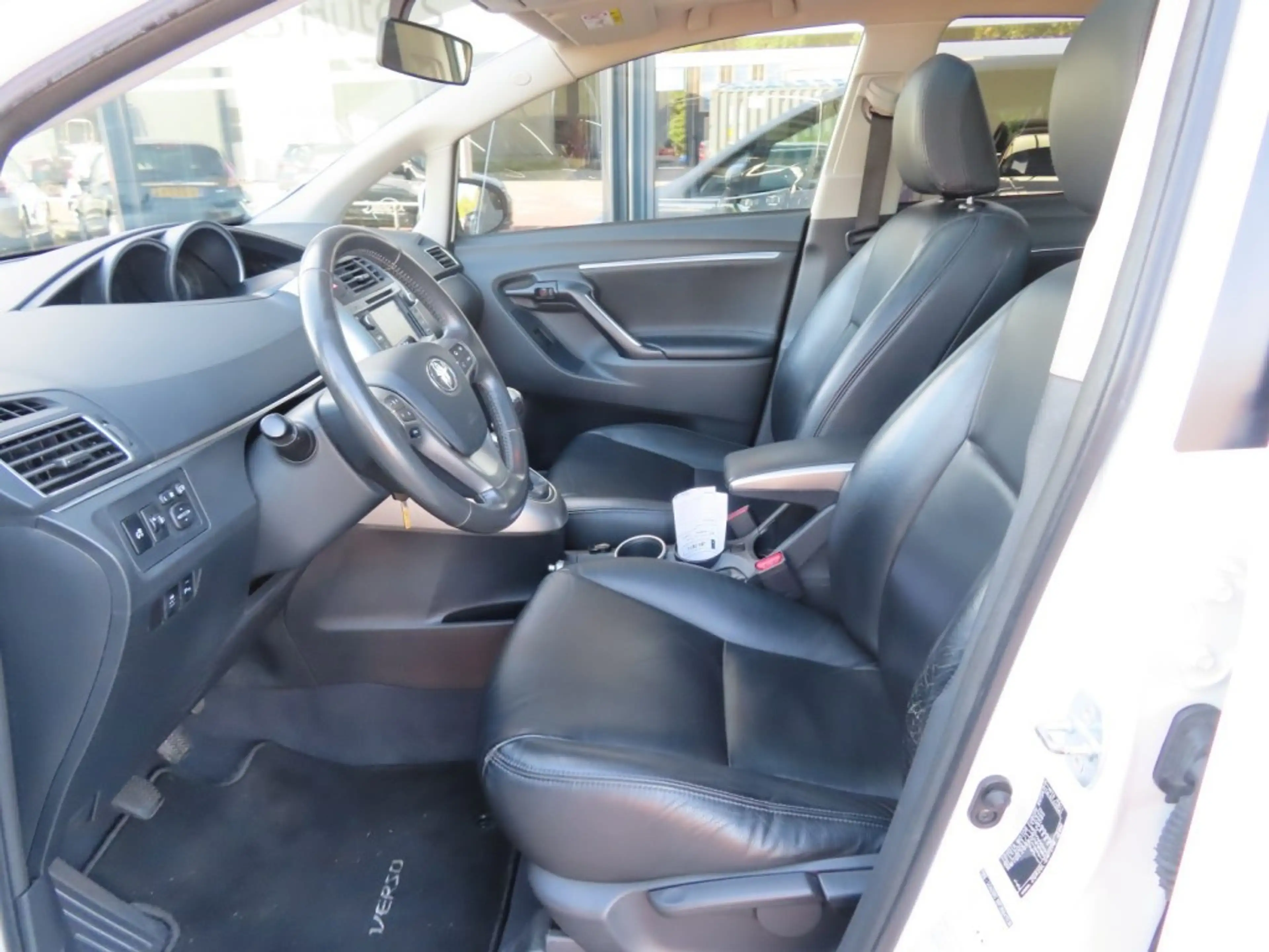 Toyota Verso 1.6 VVT-i Business Ecc Navi Leder Pano Trekhaak 20 — photo 13