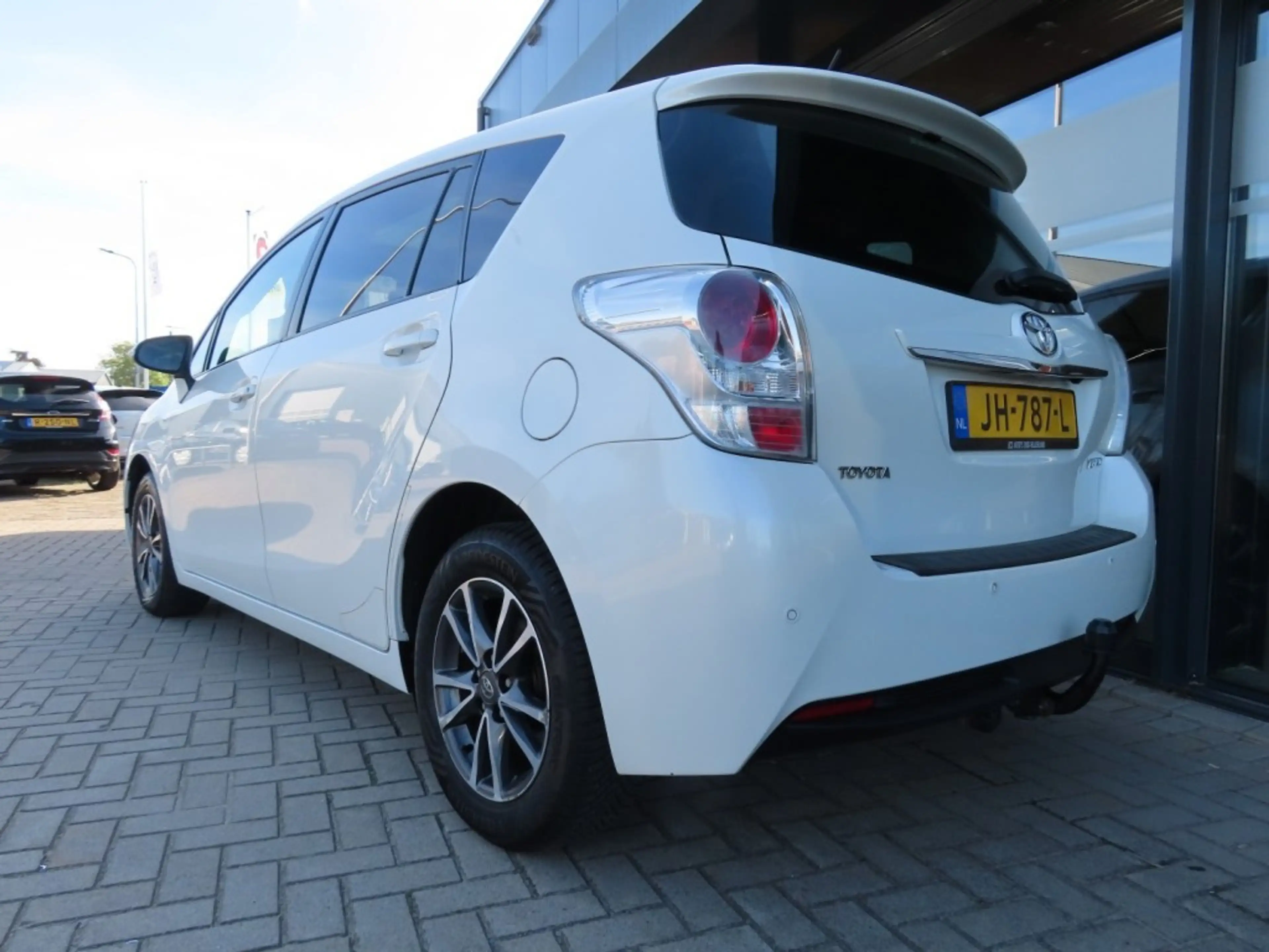Toyota Verso 1.6 VVT-i Business Ecc Navi Leder Pano Trekhaak 20 — photo 6