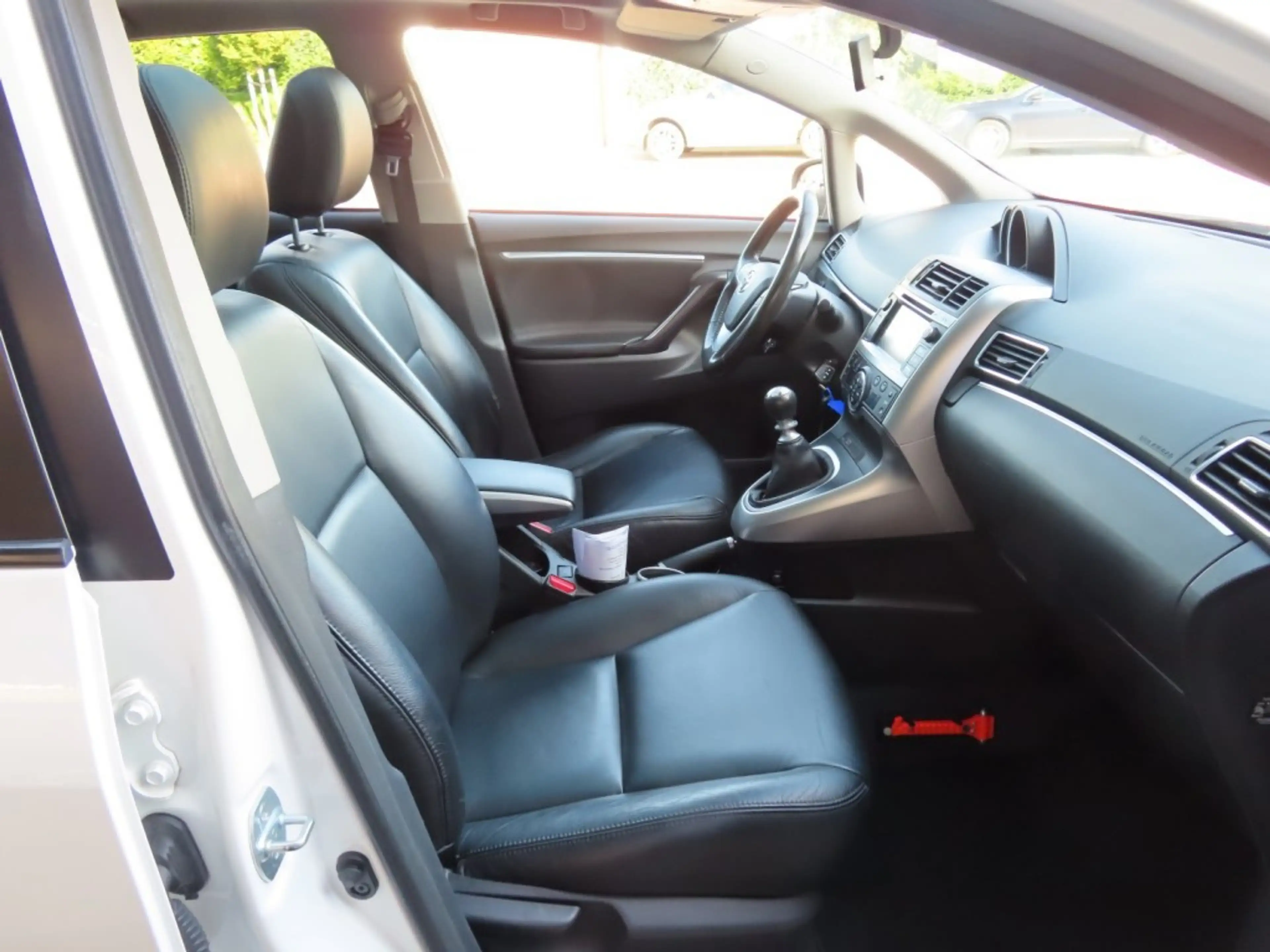 Toyota Verso 1.6 VVT-i Business Ecc Navi Leder Pano Trekhaak 20 — photo 37