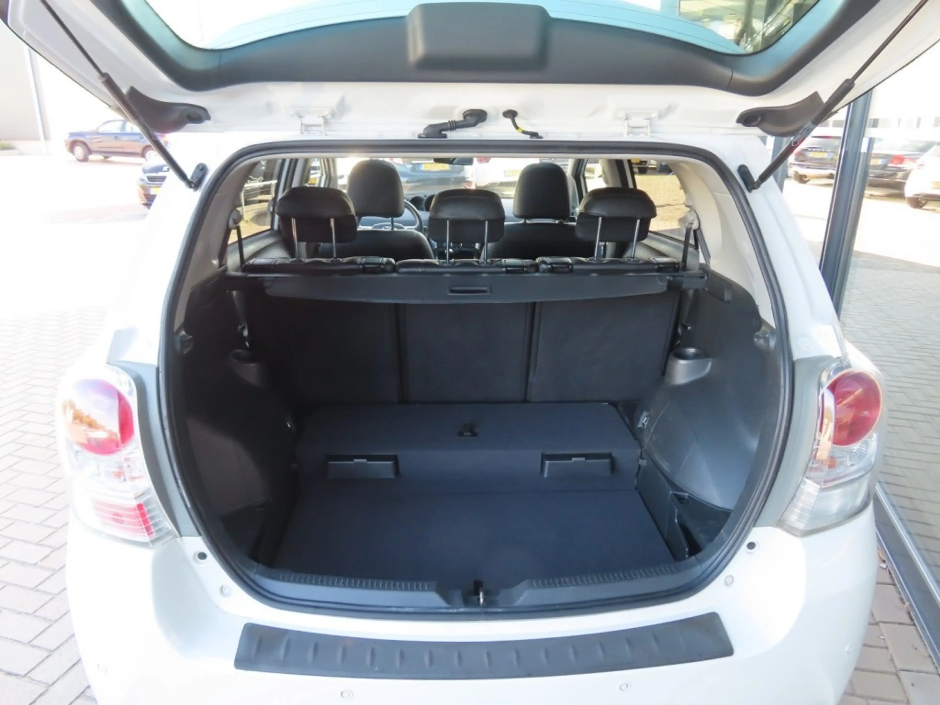 Toyota Verso 1.6 VVT-i Business Ecc Navi Leder Pano Trekhaak 20 — photo 9