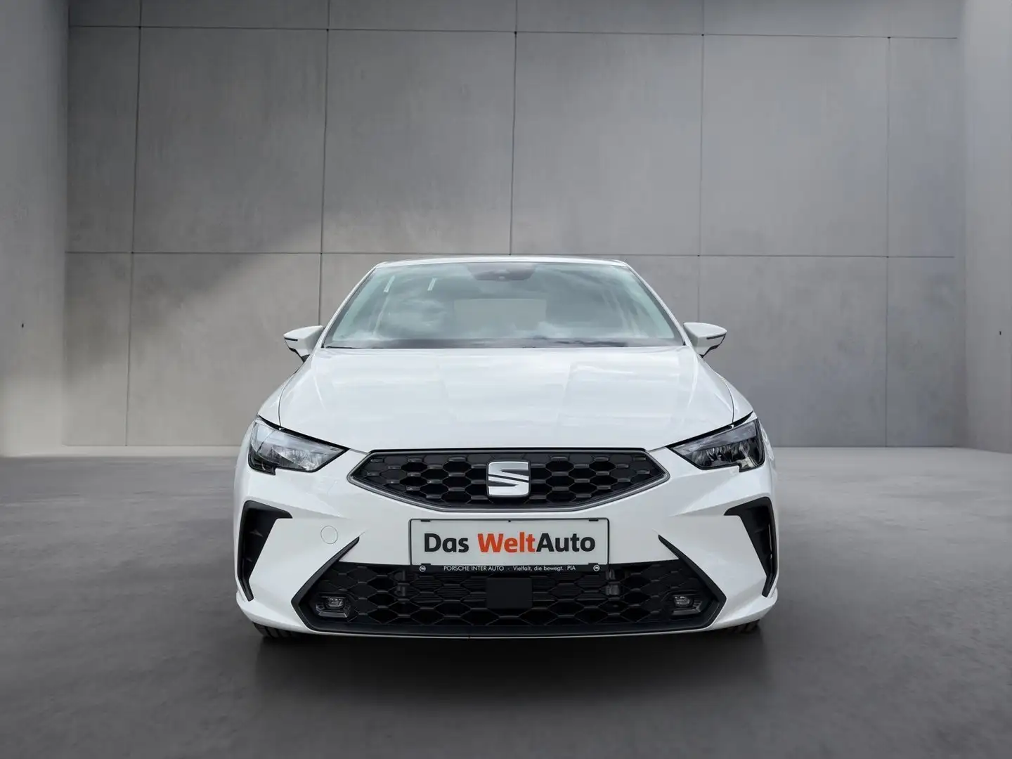 SEAT Ibiza Reference Edition 1.0 80PS Weiß - 2