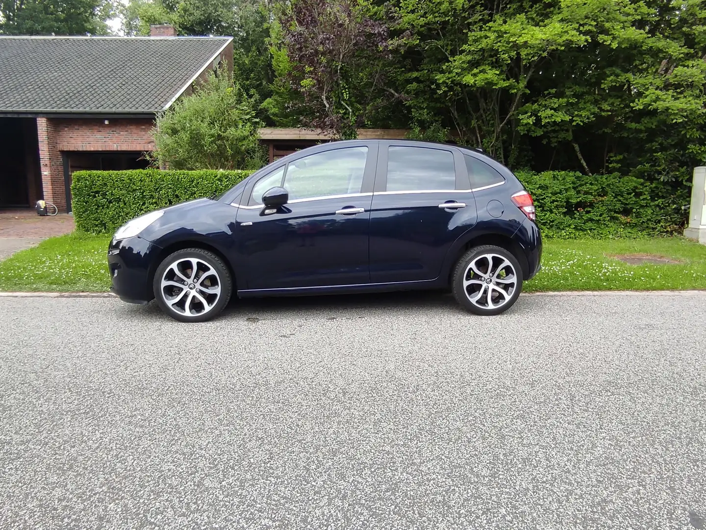 Citroen C3 1.4 16V Exclusive - 2