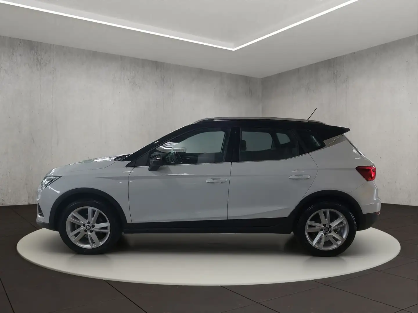 SEAT Arona FR 1.0 TSI 6-Gang Weiß - 2