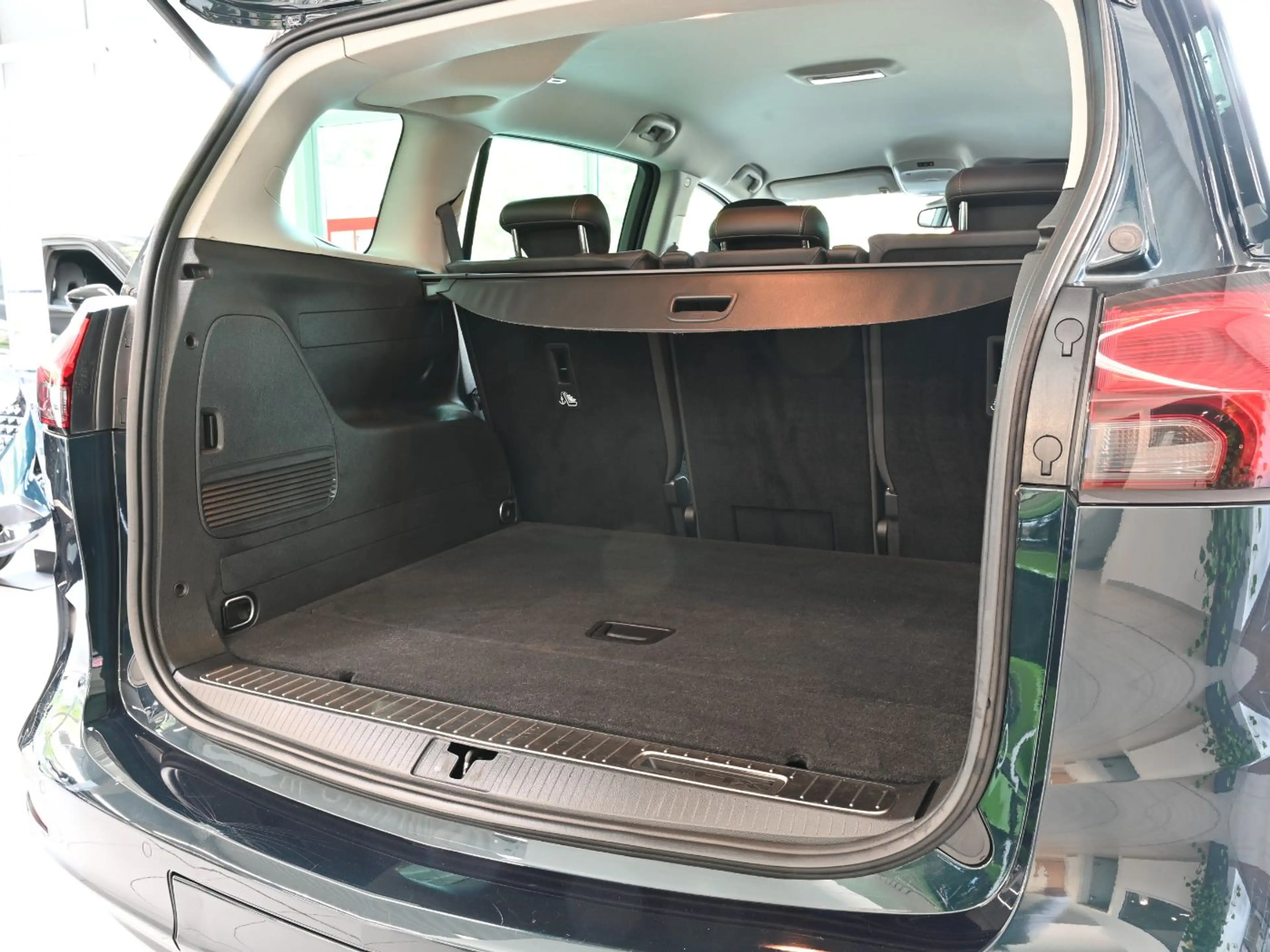 Opel Zafira C 1.4 Turbo Innovation LED+Fernlichtass. — photo 28