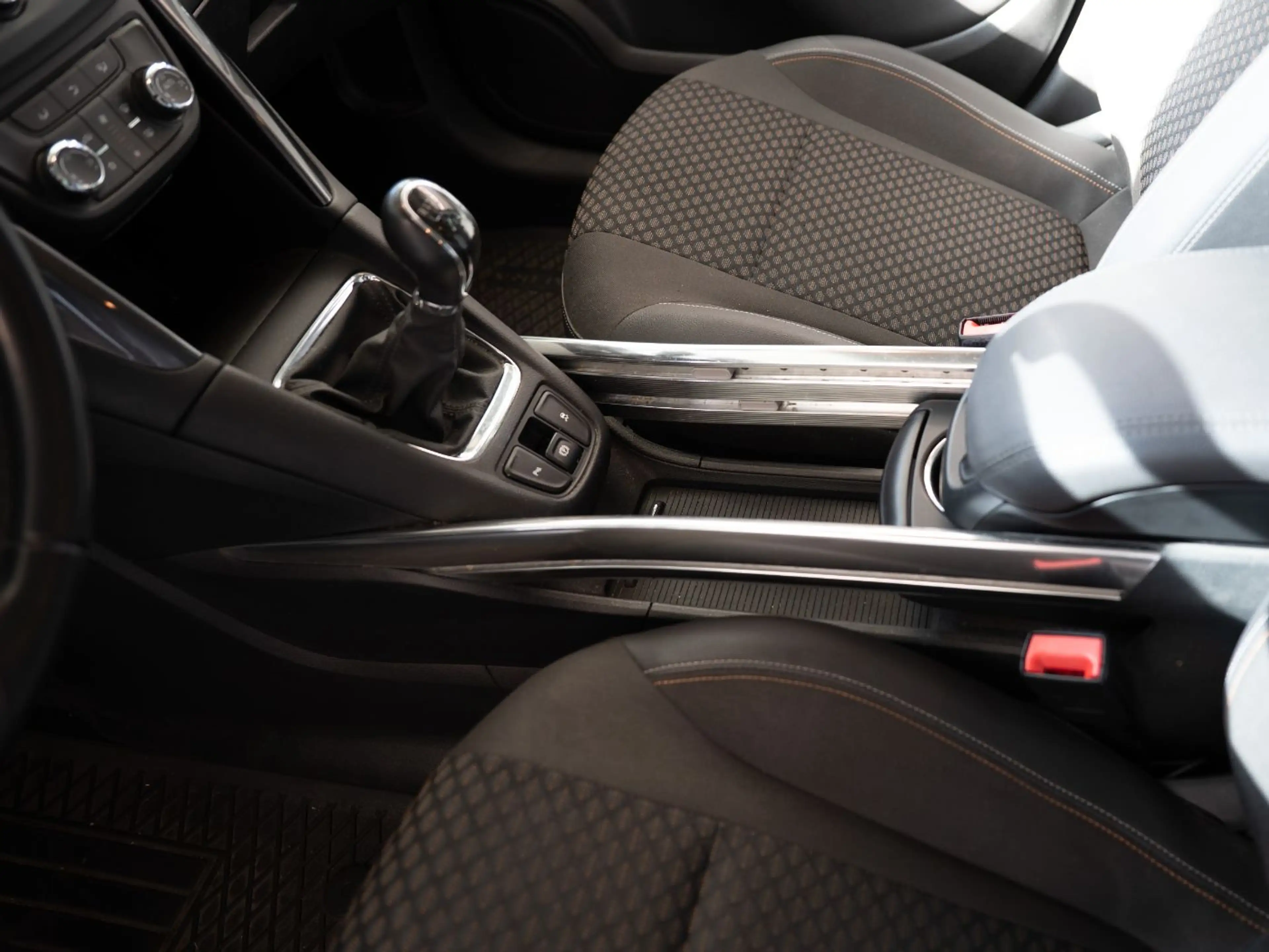 Opel Zafira C 1.4 Turbo Innovation LED+Fernlichtass. — photo 15
