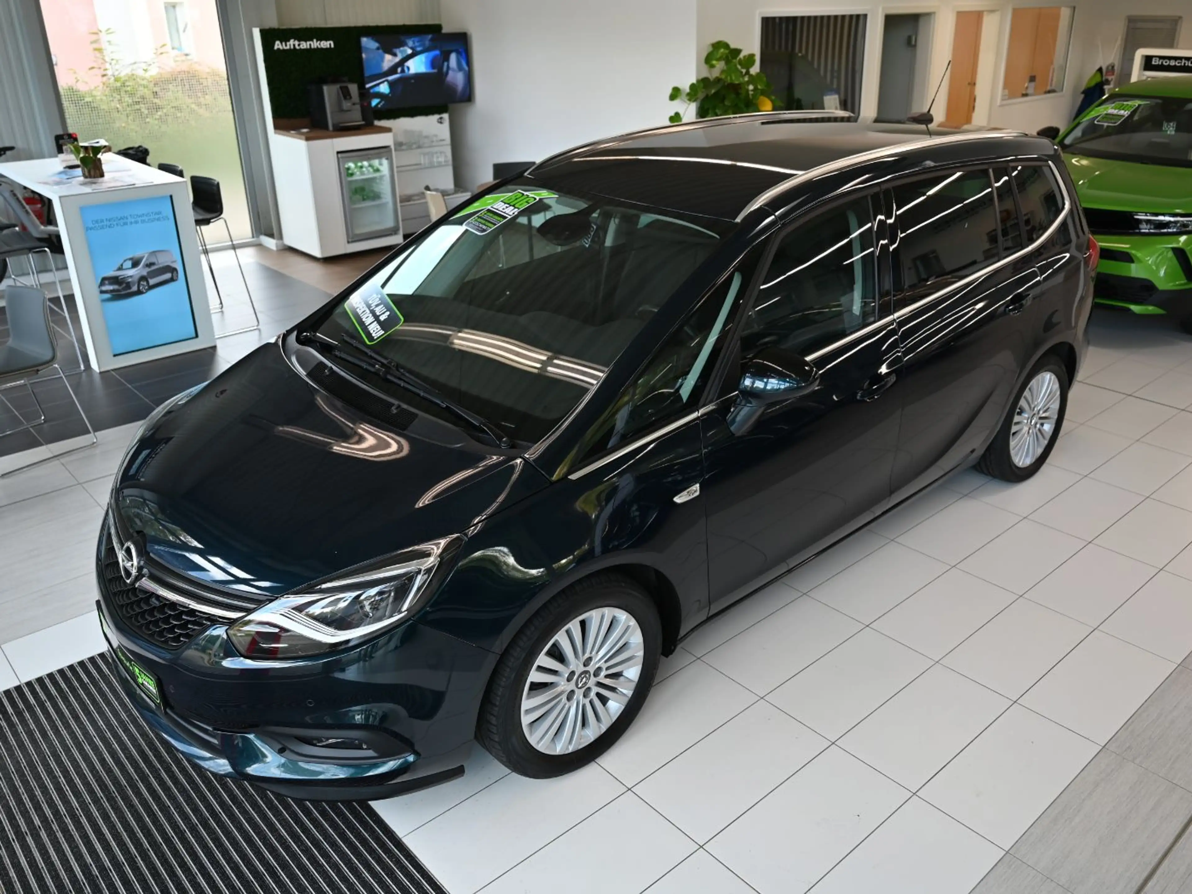 Opel Zafira C 1.4 Turbo Innovation LED+Fernlichtass. — photo 2