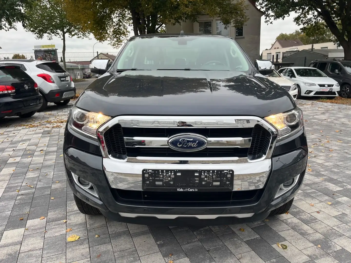 Ford Ranger 3.2 Limited DoKa 4x4 Automatik / Leder / Grau - 2